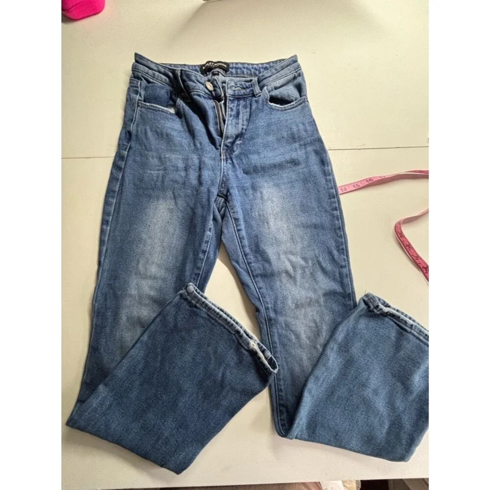 Ashley Mason Straight Leg Jeans - Medium Wash Blue - Picture 5 of 5